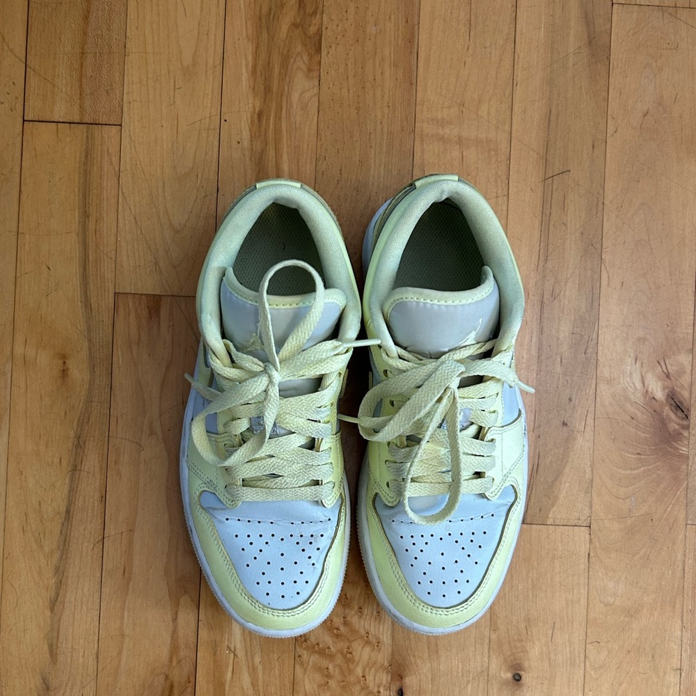 Nike SB Dunks, yellow and gray — Size 6, good condition, worn a few times